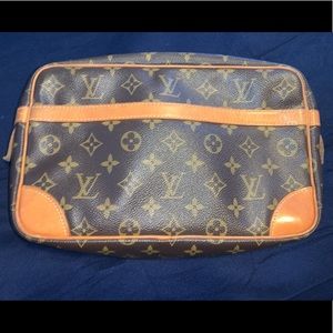 Authentic Louis Vuitton *used but good condition*
